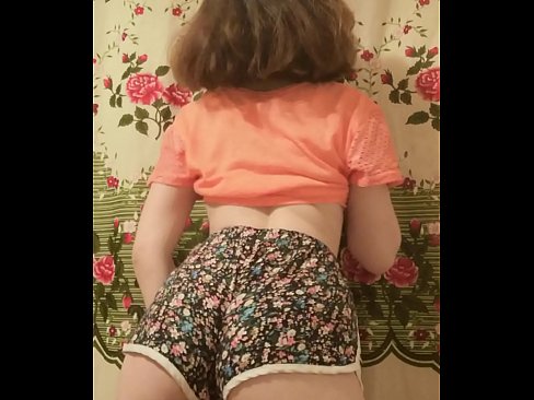 ❤️ Seksual yosh go'dak kamerada uning shortilarini echib tashlamoqda Sifatli jinsiy aloqada bizda